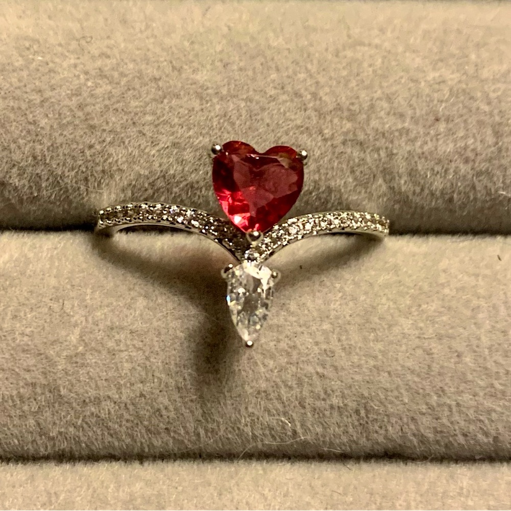 Coquette Style Ruby Heart Ring - Size 8 - image 2